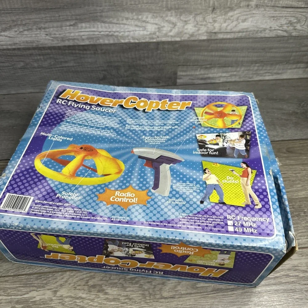 Hover Copter RC Flying Saucer Color Changing LED 30'‎ High 2004 Overbreak